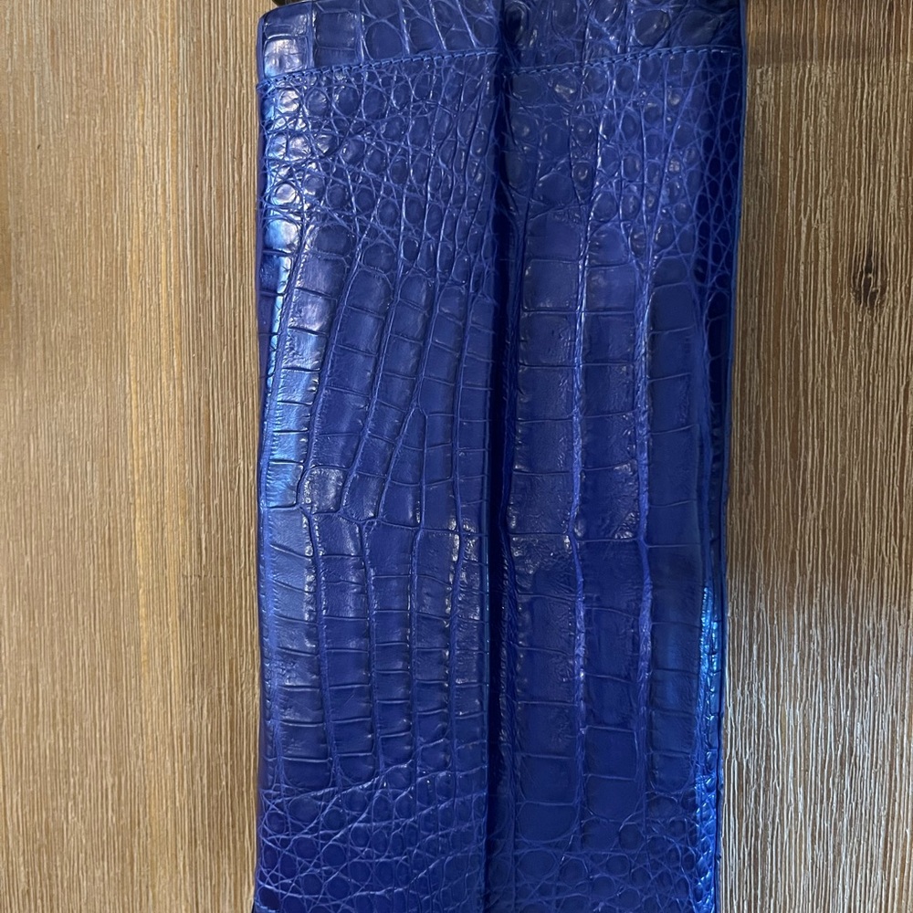 Elegant Blue Nancy Gonzalez Blue Crocodile Leather Clutch - NWT - Picture 7 of 8